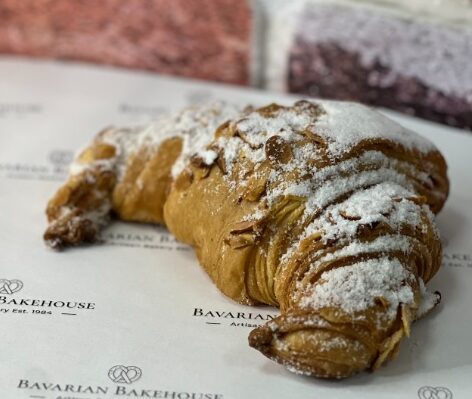 Almond Croissant (3)