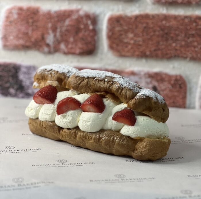 Large Strawberry Eclair (2)