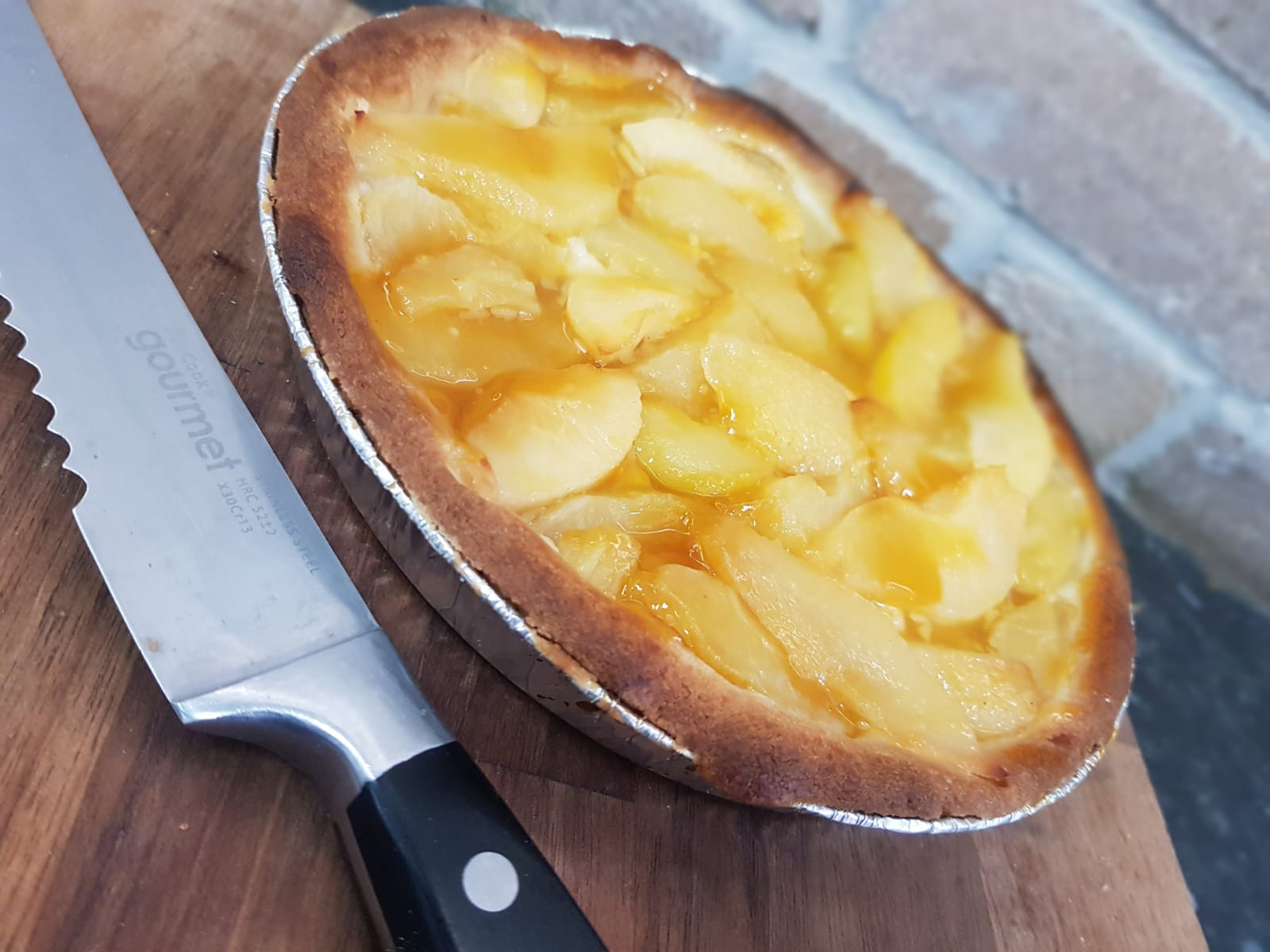 Apple and Pear Frangipane Tart 8"