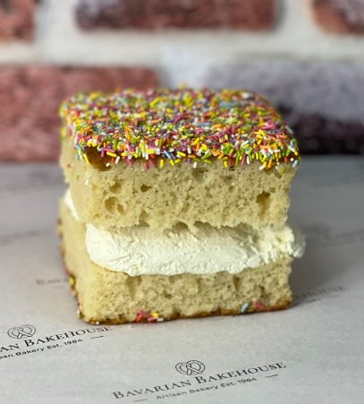 Sprinkle Cream Gateau Square